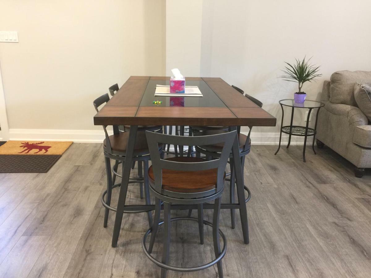 Charming, Comfortable Bsmt Apartment In Pickering Dış mekan fotoğraf